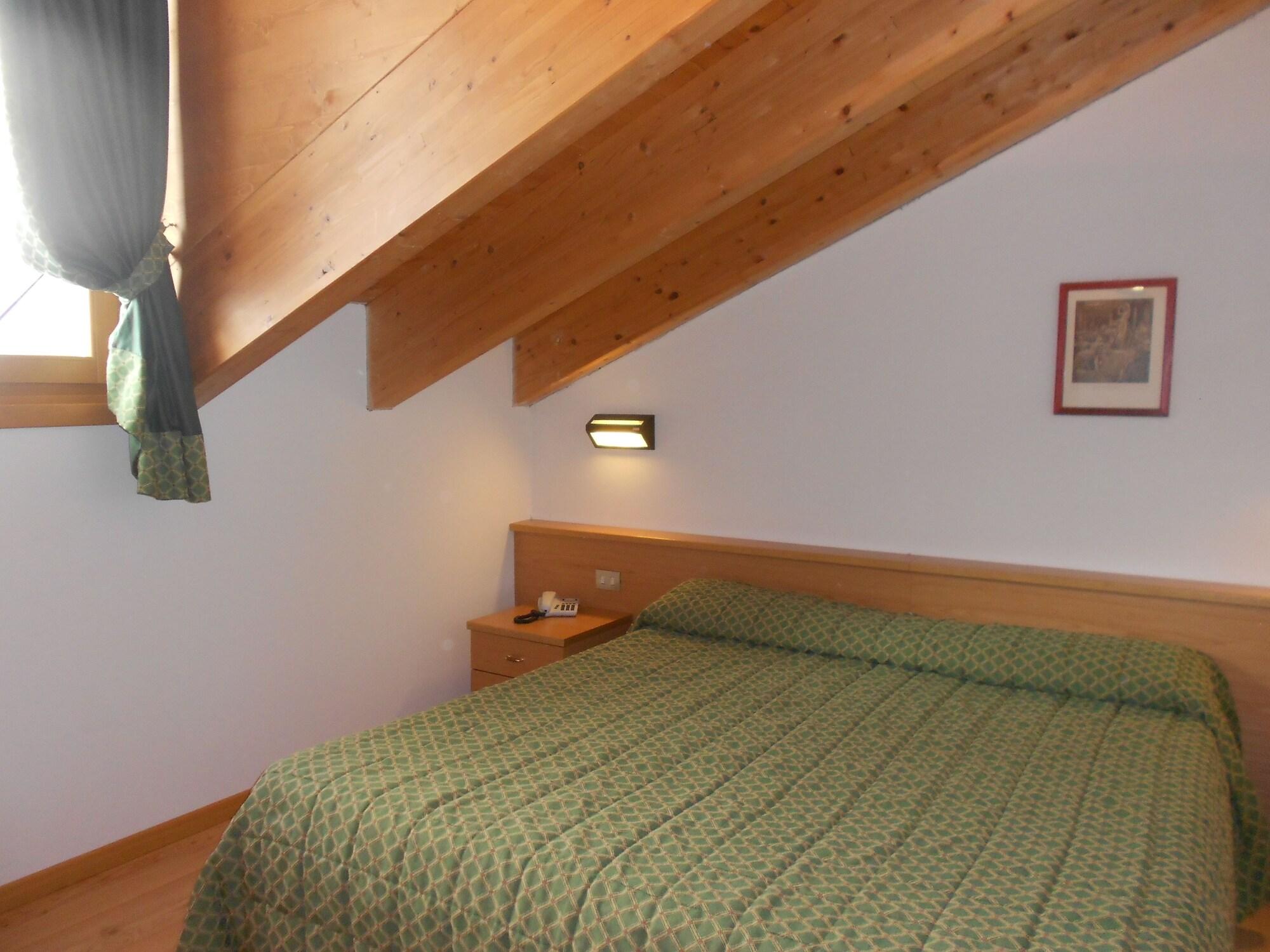 Hotel Garni Nembia 3*