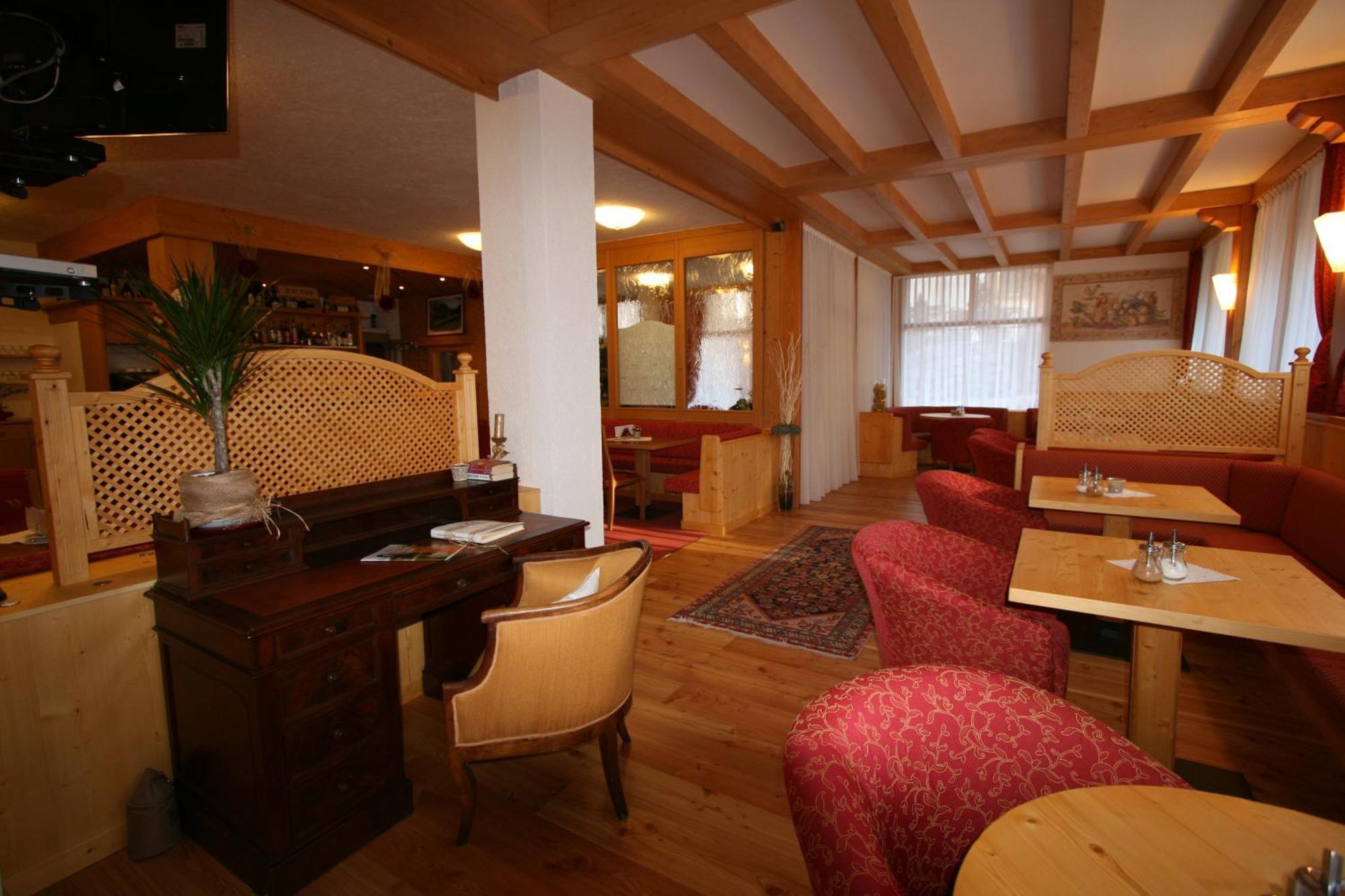 Garni Nembia 3* San Lorenzo Dorsino