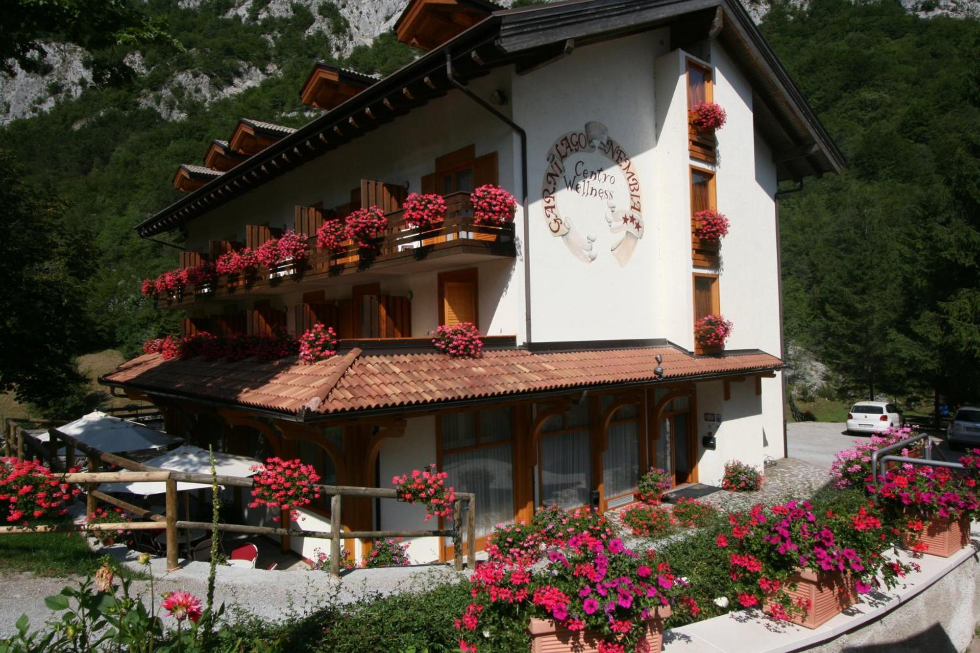 Garni Nembia 3* San Lorenzo Dorsino